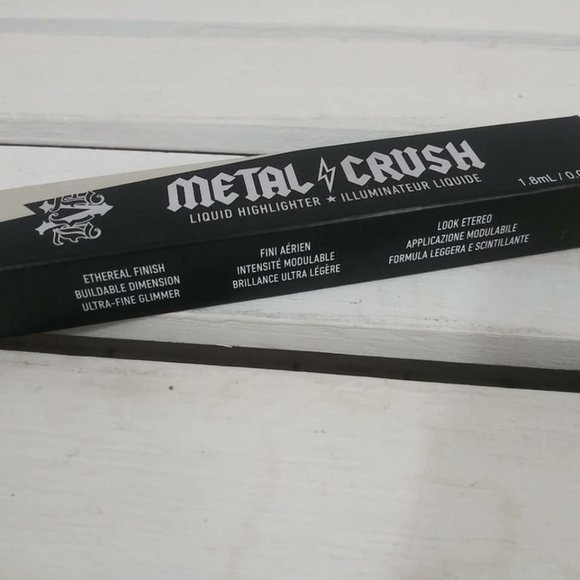 Kat Von D Metal Crush Liquid Highlighter Helix - Picture 5 of 5